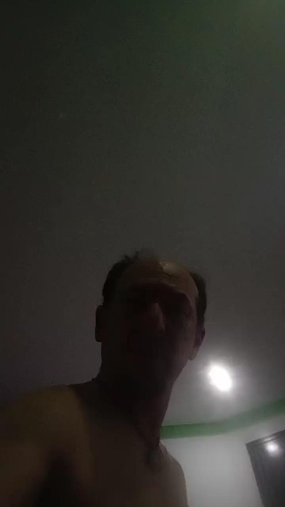 Bexxxos21 from United States