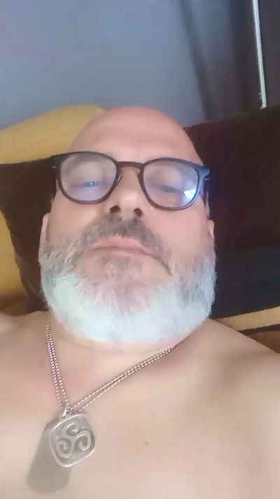 D4DLou1sX from France