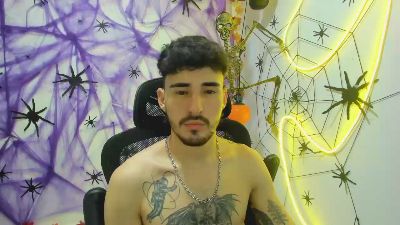 DimitriSanders from United Kingdom