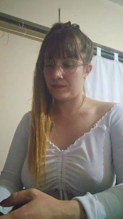 Giseleee from Argentina