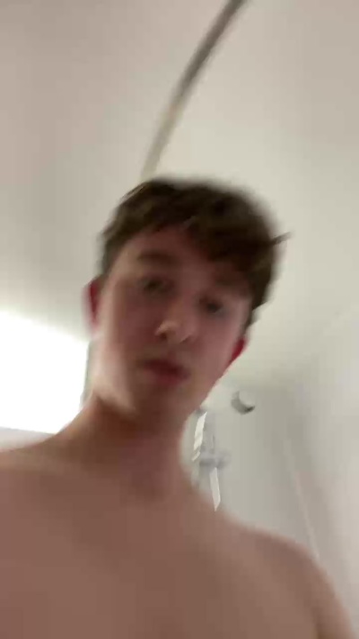 Kaifemboy7 from United Kingdom