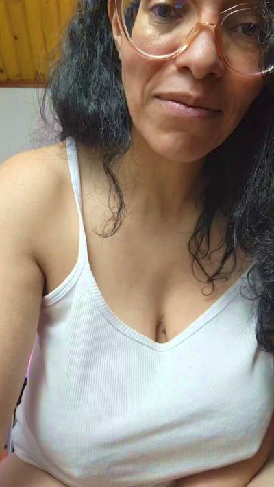 Lucci_Lovee from Colombia