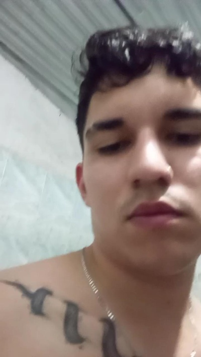 MrGuzz22 from Venezuela