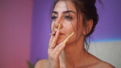 SabrinaHope from Romania