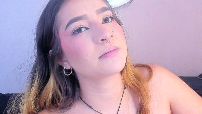 Shanntal__ from United States