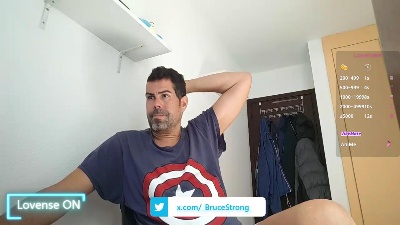 _BruceStrong_ from Spain