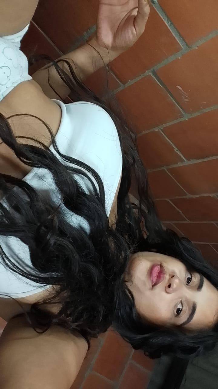 aisha_koswell33 from Colombia