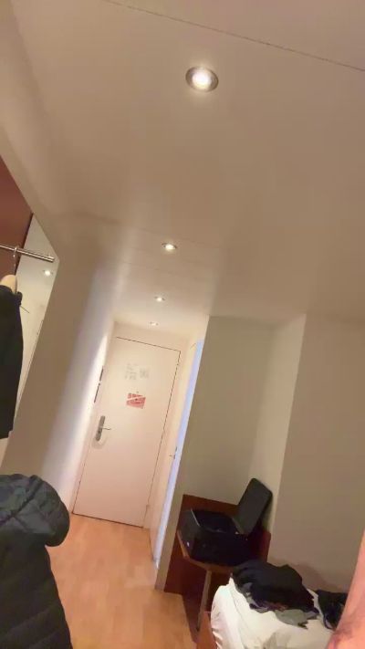 chrish99 from United Kingdom