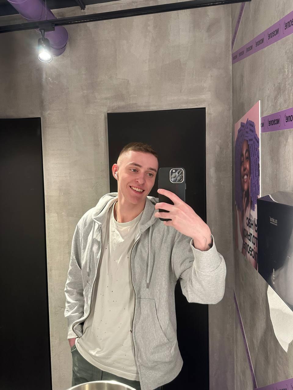 crazybottom99 from Russia