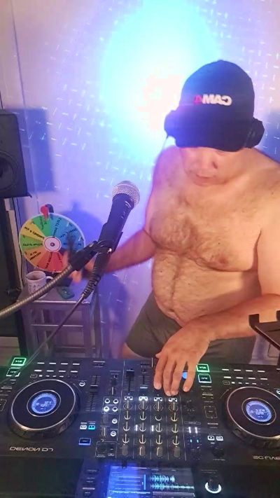 djShyVibes from France