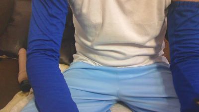 guy_hi from Colombia