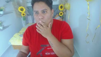 hotlesby4uxxx from Colombia