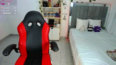 kitty_scoot from Colombia
