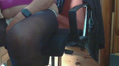 nylonloverHH from Germany