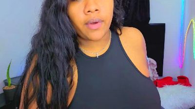 paola091 from United States