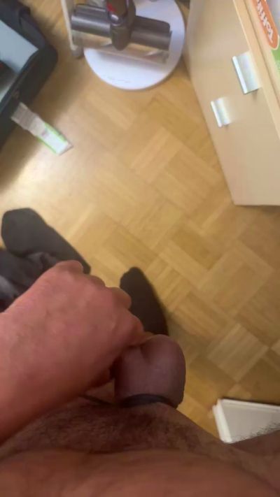 schwanzcam64 from Germany