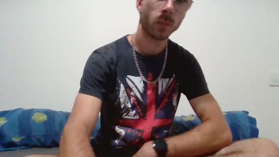 thomas954 from France