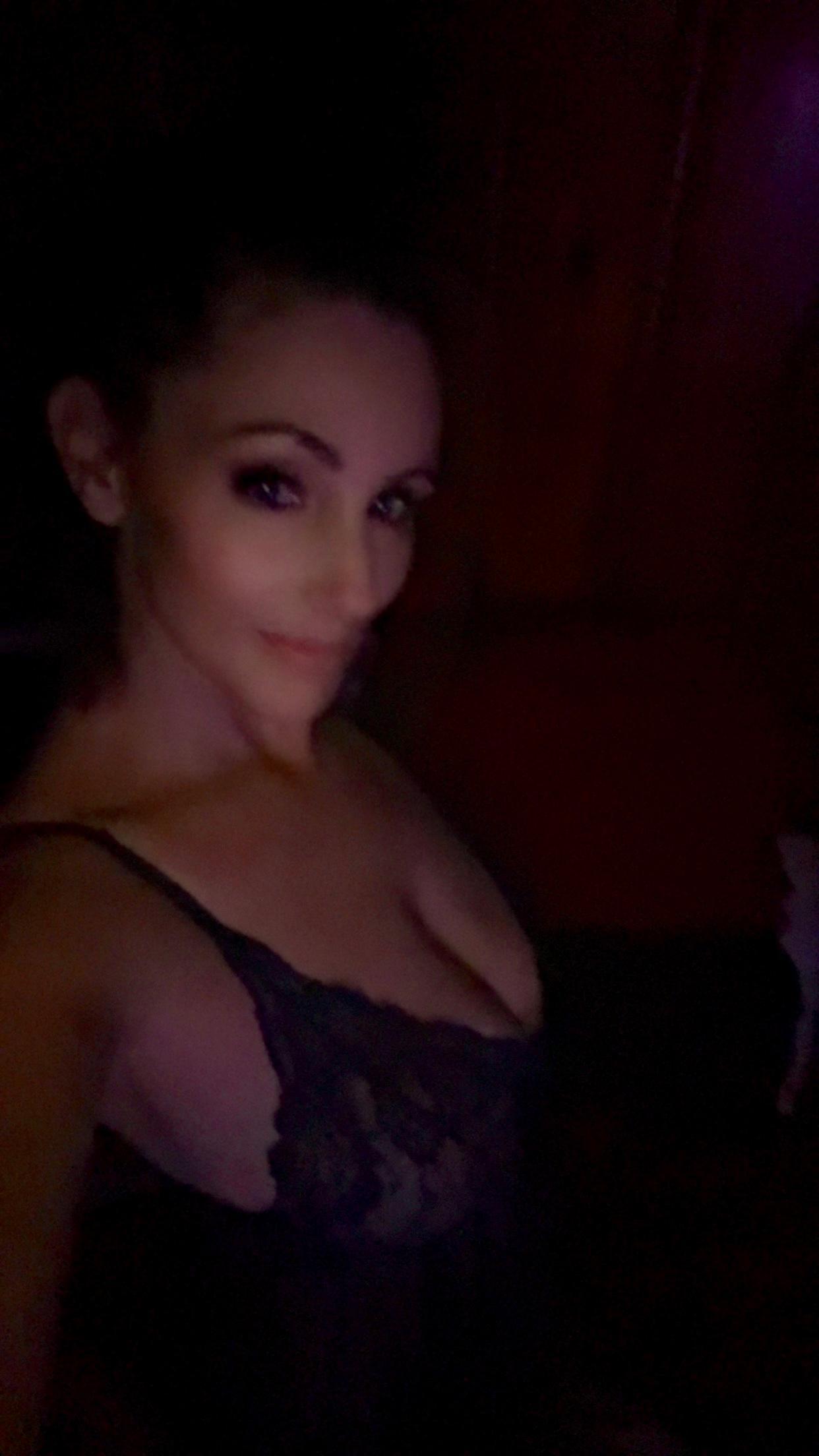 tori48 from United States