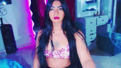 violet_andy from Colombia